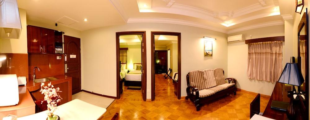 โรงแรมชเว กอน ด่าย โรงแรม 3*