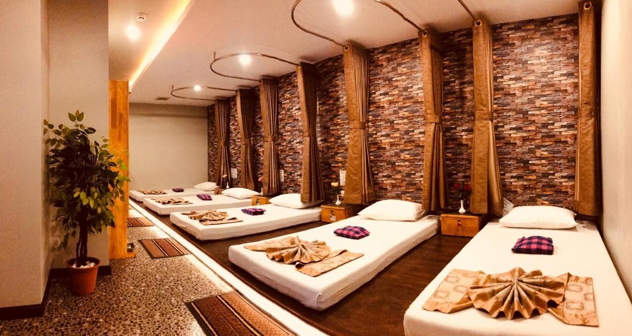 โรงแรม โรงแรมชเว กอน ด่าย